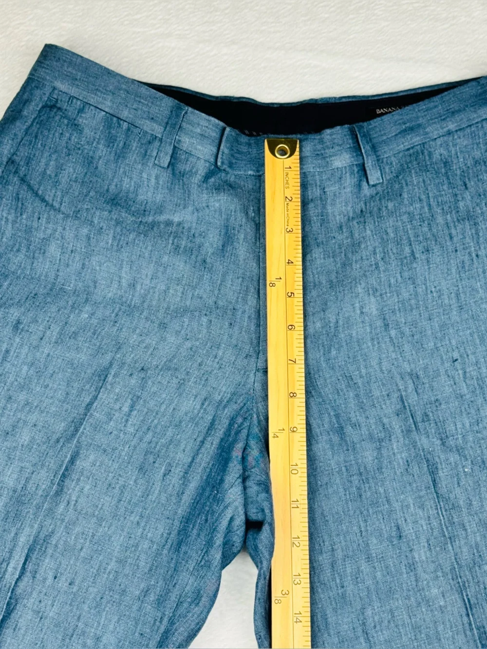 Banana Republic Slim Fit trousers. Size 31x32. 100% Linen.